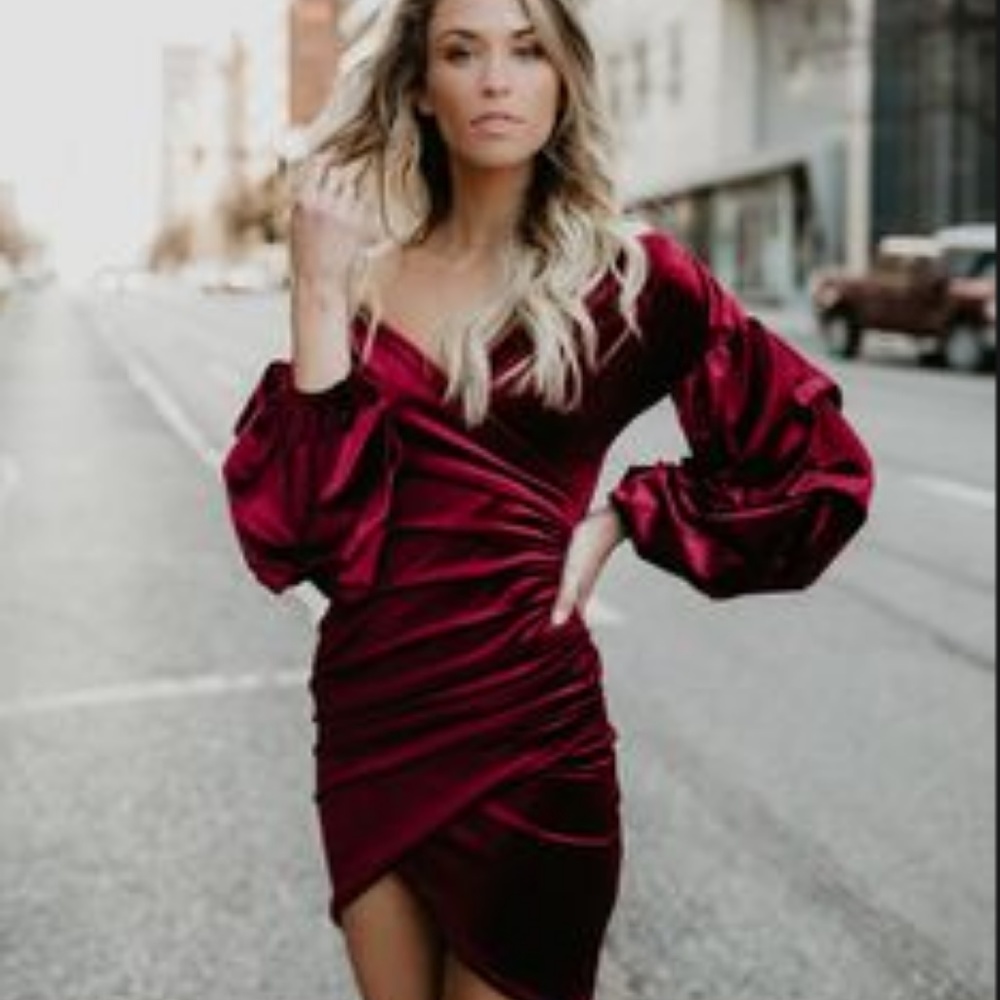 VICI Collection | Your Majesty Velvet Dress